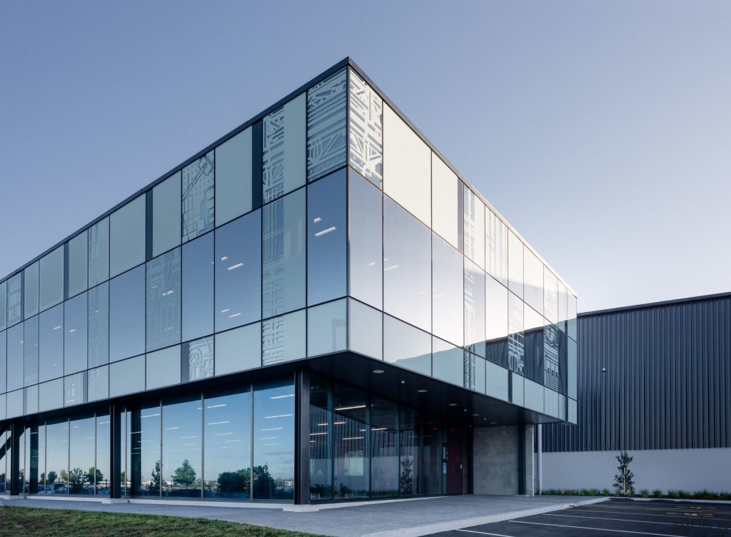 صورة زجاج الرياض